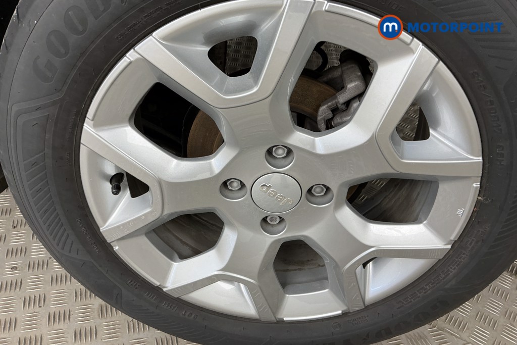 Jeep Avenger Altitude Manual Petrol SUV - Stock Number (1565182) - 34th supplementary image
