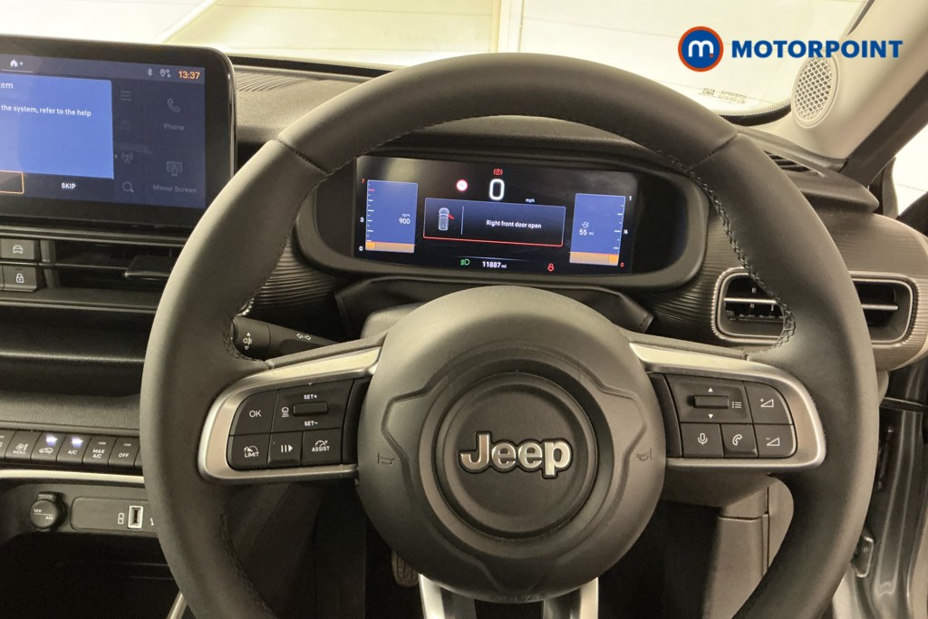 Jeep Avenger Altitude Manual Petrol SUV - Stock Number (1565182) - 1st supplementary image