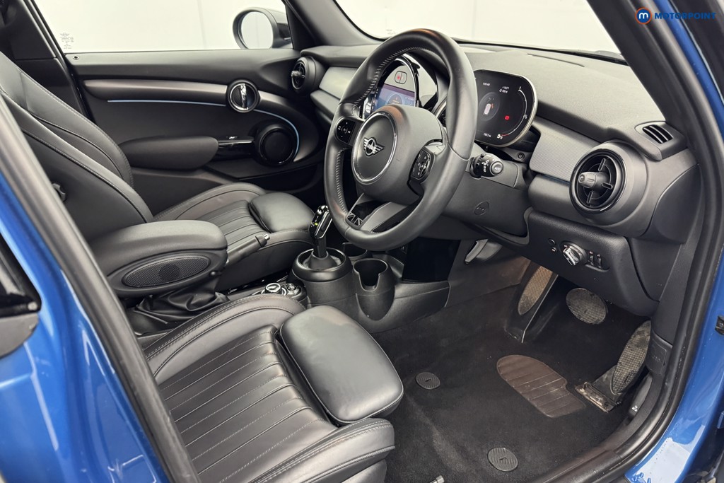 Mini Hatchback Cooper S Exclusive Automatic Petrol Hatchback - Stock Number (1565769) - 6th supplementary image