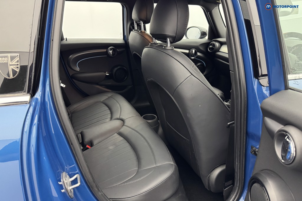 Mini Hatchback Cooper S Exclusive Automatic Petrol Hatchback - Stock Number (1565769) - 7th supplementary image