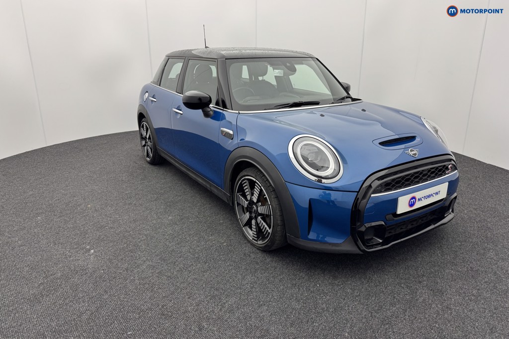 Mini Hatchback Cooper S Exclusive Automatic Petrol Hatchback - Stock Number (1565769) - 22nd supplementary image