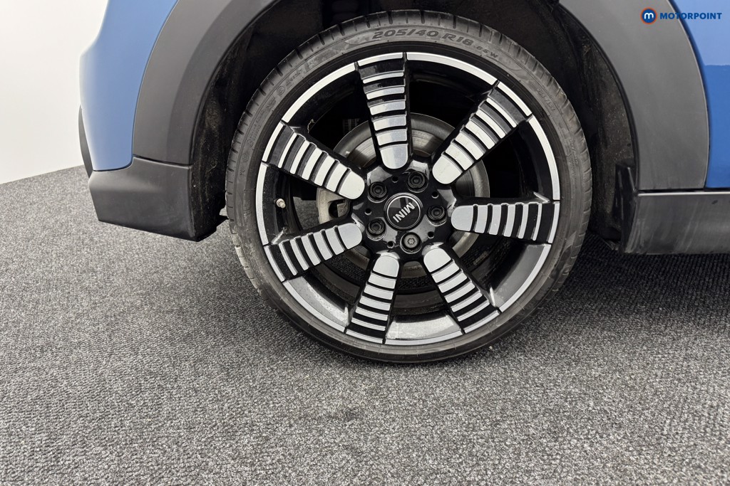 Mini Hatchback Cooper S Exclusive Automatic Petrol Hatchback - Stock Number (1565769) - 27th supplementary image