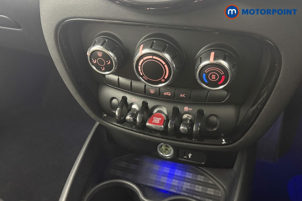Mini Clubman Cooper Classic Manual Petrol Estate - Stock Number (1566004) - 4th supplementary image
