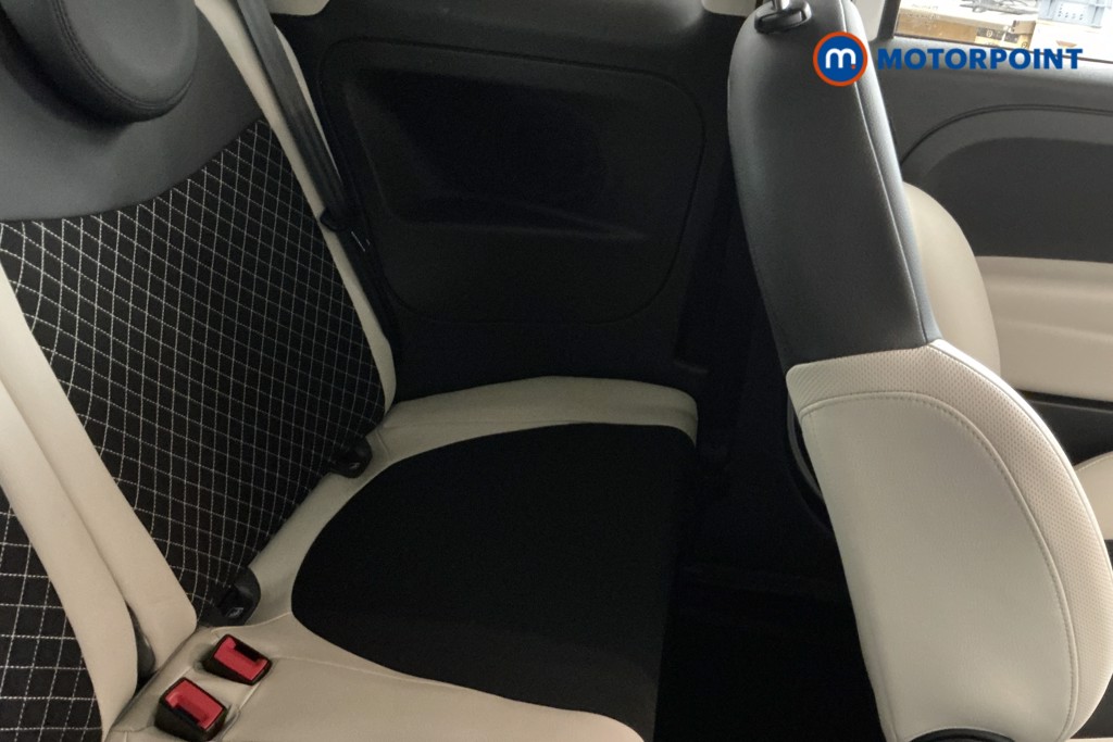 Fiat 500 Dolcevita Plus Manual Petrol-Electric Hybrid Hatchback - Stock Number (1566049) - 3rd supplementary image