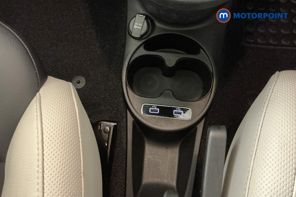 Fiat 500 Dolcevita Plus Manual Petrol-Electric Hybrid Hatchback - Stock Number (1566049) - 10th supplementary image