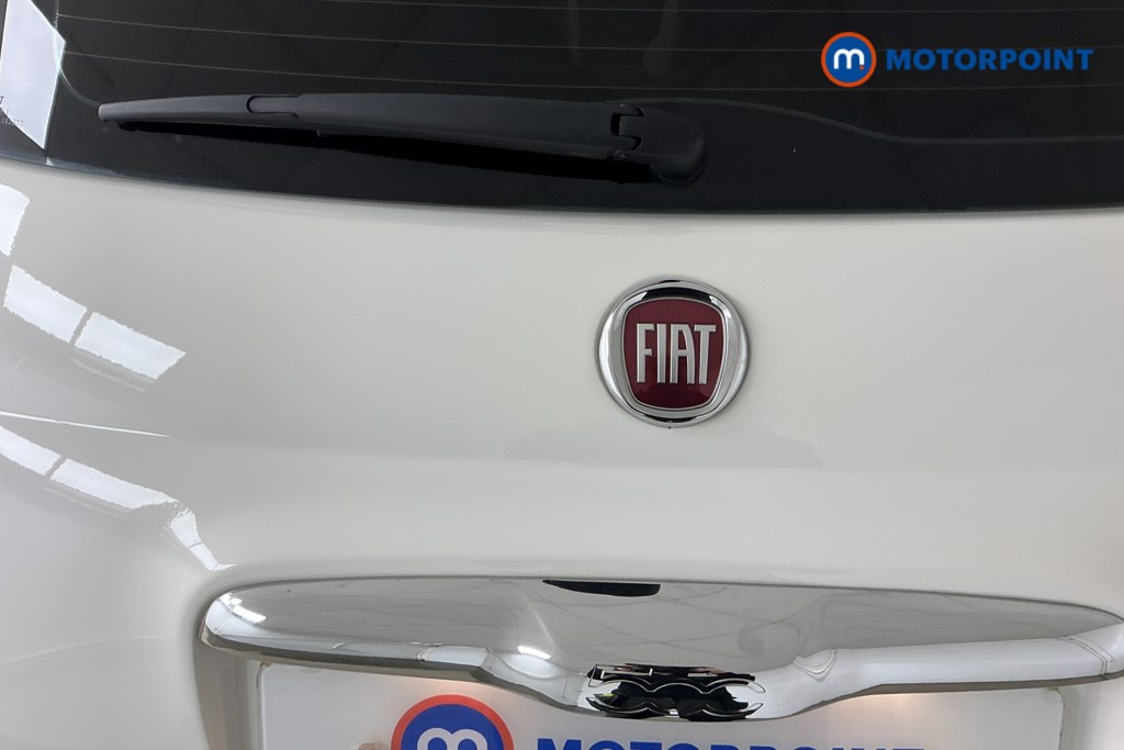 Fiat 500 Dolcevita Plus Manual Petrol-Electric Hybrid Hatchback - Stock Number (1566049) - 25th supplementary image