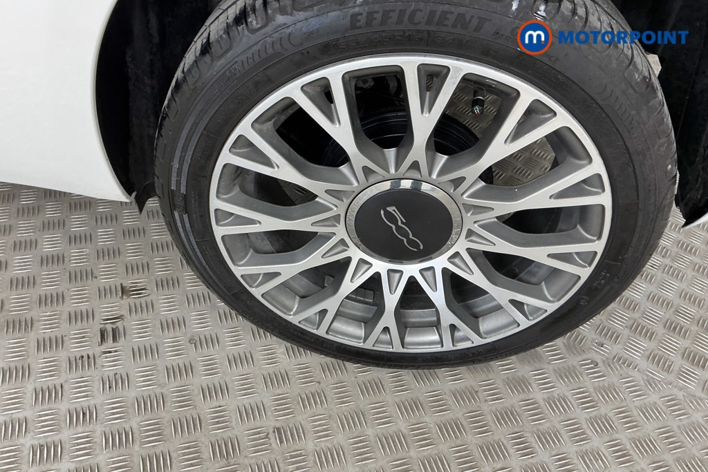 Fiat 500 Dolcevita Plus Manual Petrol-Electric Hybrid Hatchback - Stock Number (1566049) - 30th supplementary image