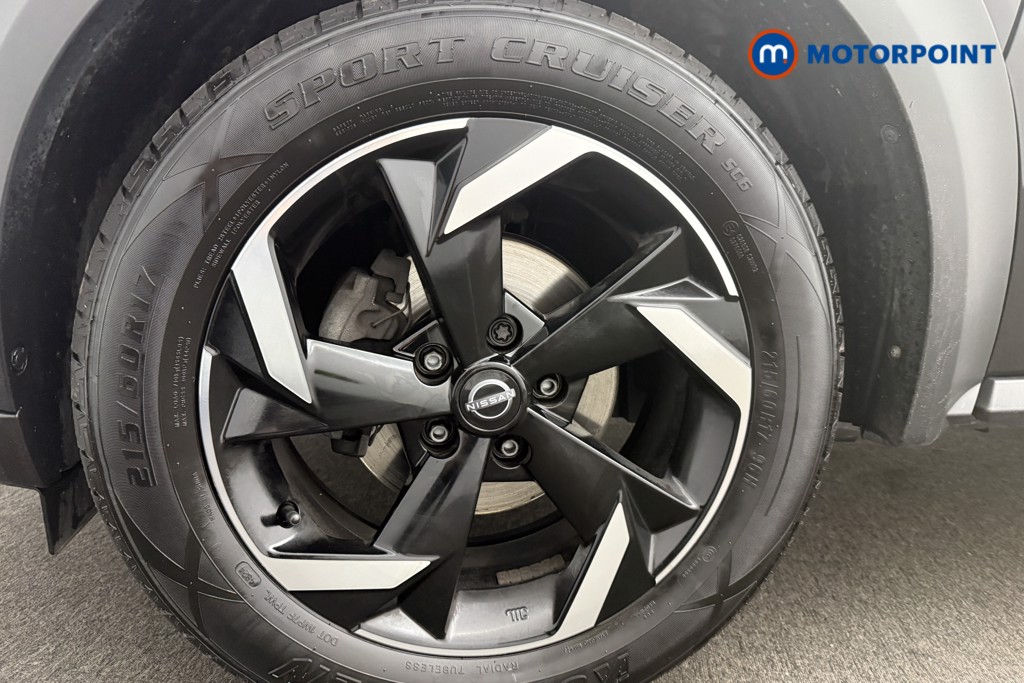 Nissan Juke N-Connecta Manual Petrol SUV - Stock Number (1566111) - 12th supplementary image