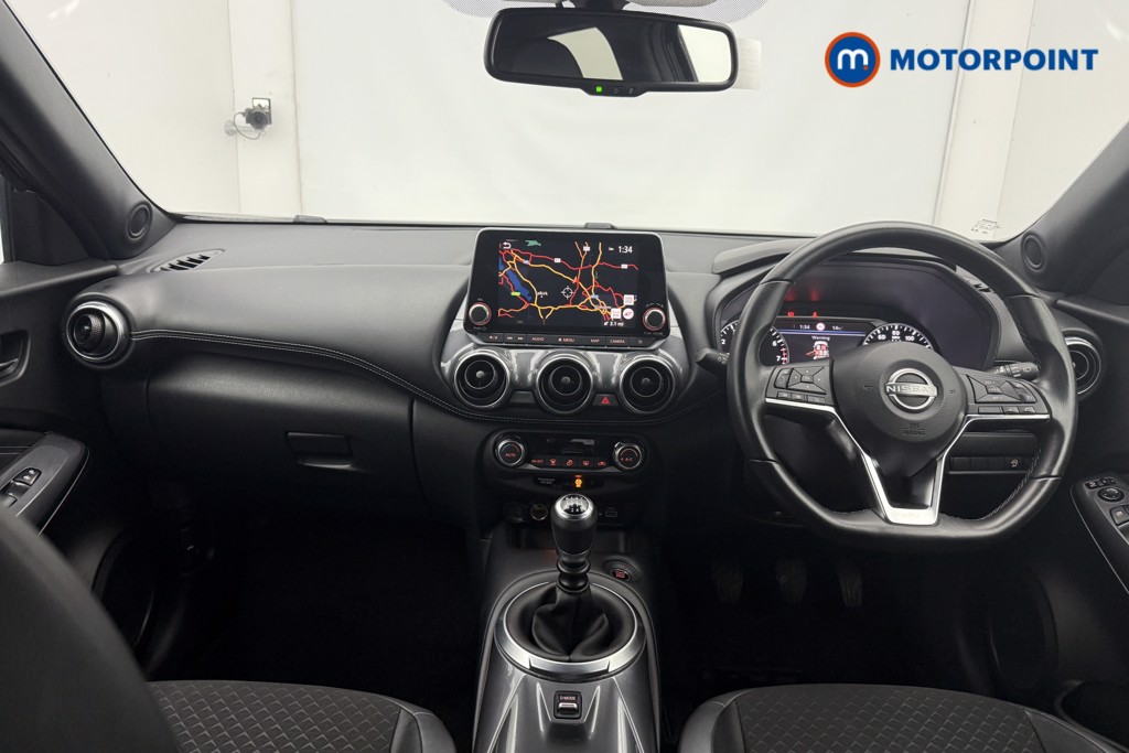 Nissan Juke N-Connecta Manual Petrol SUV - Stock Number (1566111) - 1st supplementary image