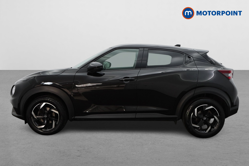Nissan Juke N-Connecta Manual Petrol SUV - Stock Number (1566111) - Passenger side