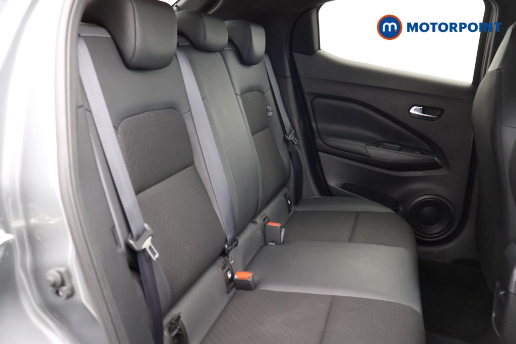 Nissan Juke N-Connecta Manual Petrol SUV - Stock Number (1566118) - 14th supplementary image