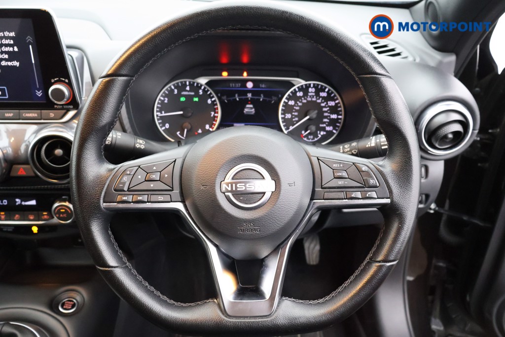 Nissan Juke N-Connecta Manual Petrol SUV - Stock Number (1566154) - 4th supplementary image