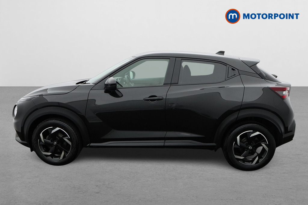 Nissan Juke N-Connecta Manual Petrol SUV - Stock Number (1566154) - Passenger side