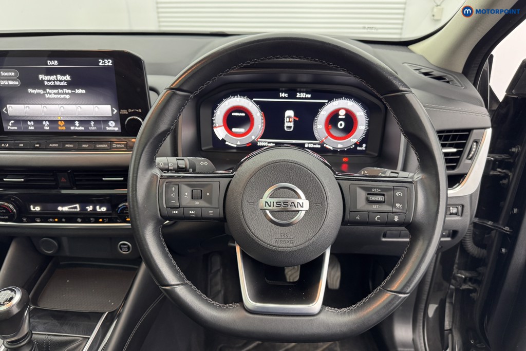 Nissan Qashqai N-Connecta Manual Petrol SUV - Stock Number (1566412) - 3rd supplementary image