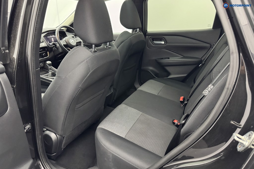 Nissan Qashqai N-Connecta Manual Petrol SUV - Stock Number (1566412) - 8th supplementary image