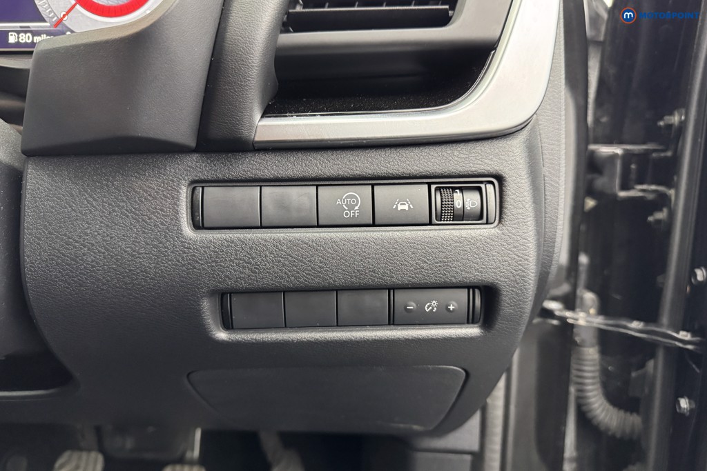 Nissan Qashqai N-Connecta Manual Petrol SUV - Stock Number (1566412) - 15th supplementary image