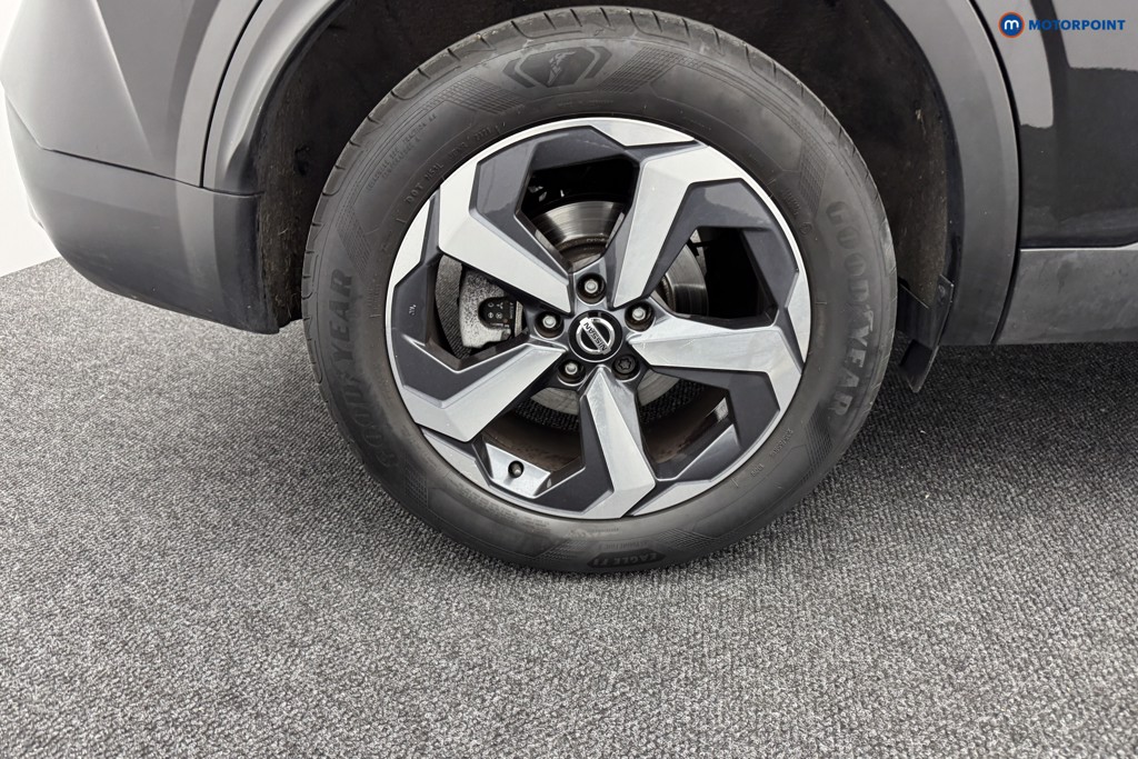 Nissan Qashqai N-Connecta Manual Petrol SUV - Stock Number (1566412) - 28th supplementary image