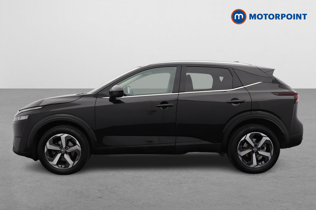 Nissan Qashqai N-Connecta Manual Petrol SUV - Stock Number (1566412) - Passenger side