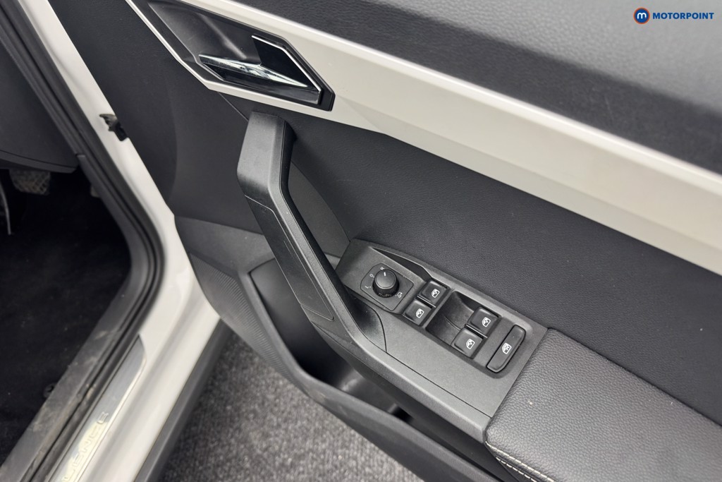 Seat Arona Xcellence Lux Automatic Petrol SUV - Stock Number (1566460) - 17th supplementary image