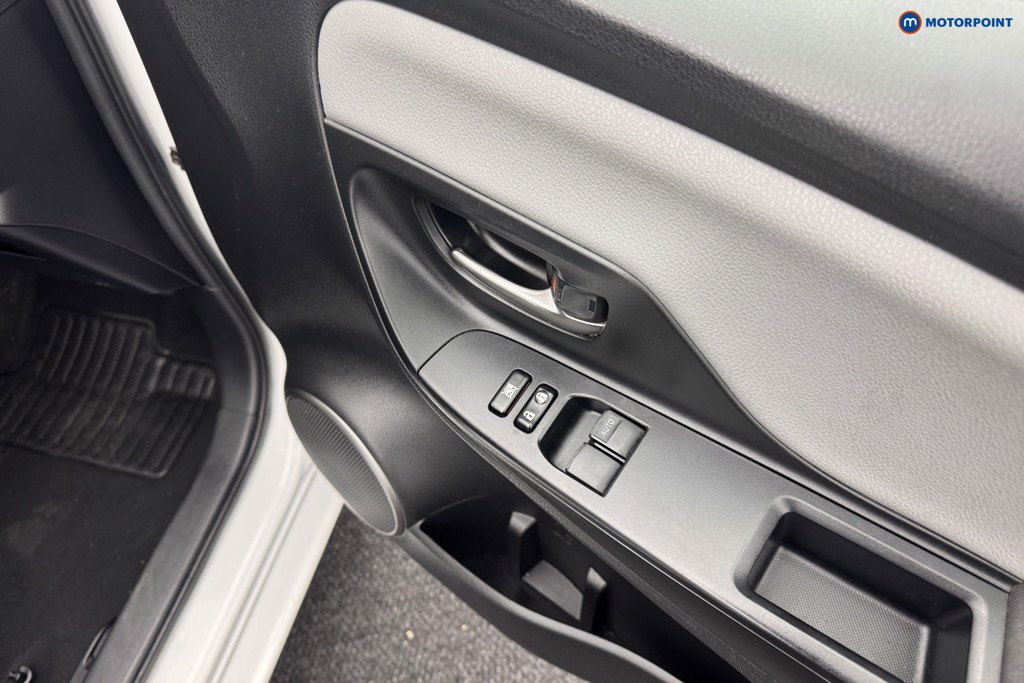Toyota Yaris Icon Automatic Petrol Hatchback - Stock Number (1566730) - 15th supplementary image