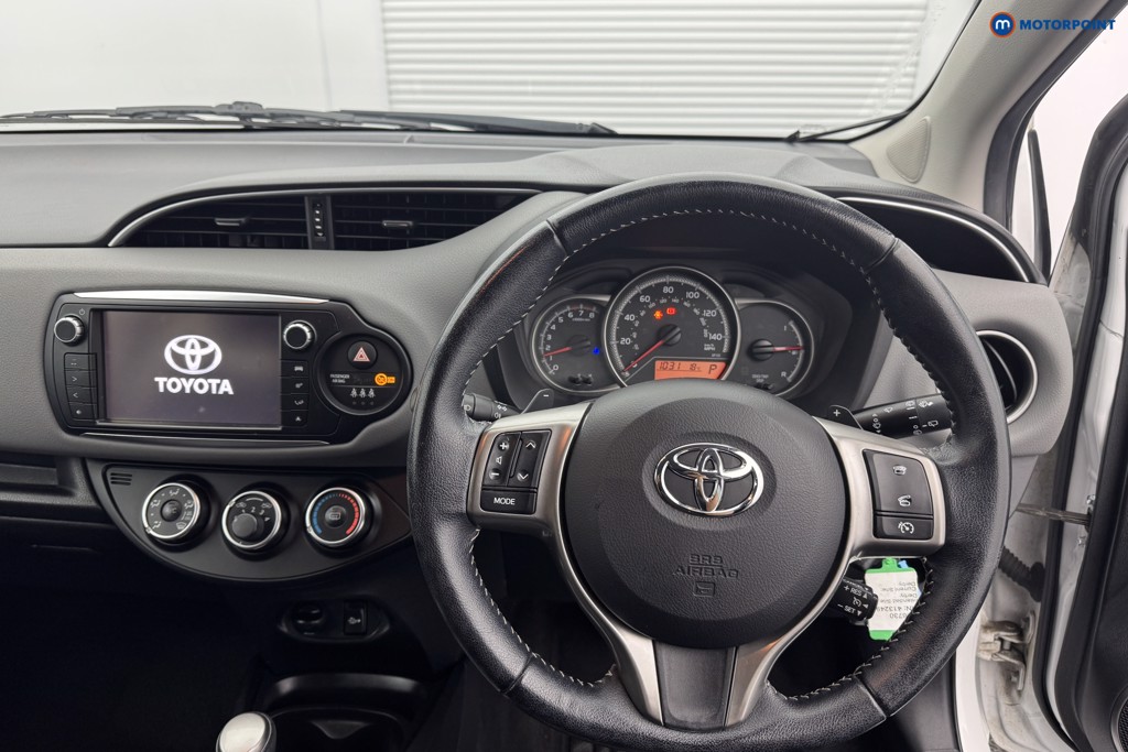 Toyota Yaris Icon Automatic Petrol Hatchback - Stock Number (1566730) - 1st supplementary image