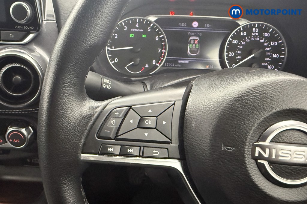 Nissan Juke N-Connecta Manual Petrol SUV - Stock Number (1566919) - 7th supplementary image