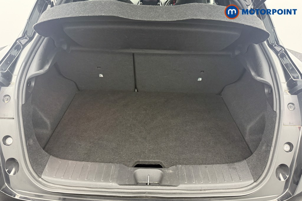 Nissan Juke N-Connecta Manual Petrol SUV - Stock Number (1566919) - 23rd supplementary image
