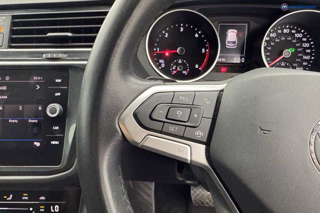 Volkswagen Tiguan Life Automatic Diesel SUV - Stock Number (1566941) - 12th supplementary image