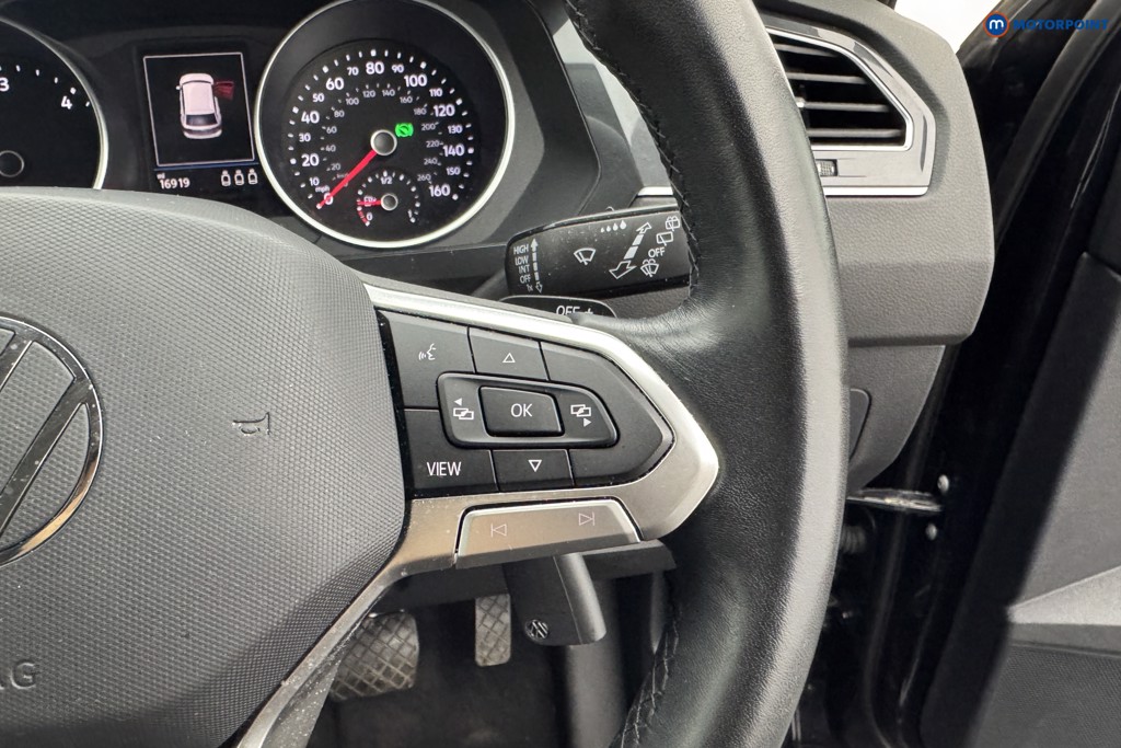Volkswagen Tiguan Life Automatic Diesel SUV - Stock Number (1566941) - 13th supplementary image