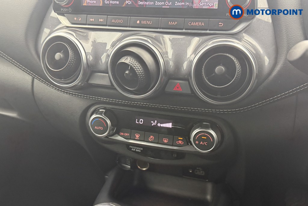 Nissan Juke N-Connecta Manual Petrol SUV - Stock Number (1566961) - 4th supplementary image