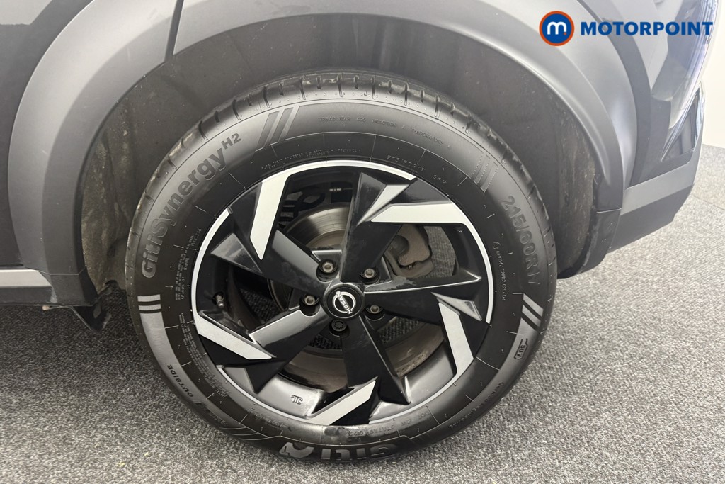 Nissan Juke N-Connecta Manual Petrol SUV - Stock Number (1566961) - 26th supplementary image