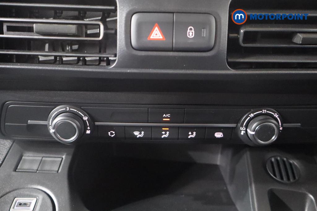 Vauxhall Combo Cargo Prime Manual Diesel Crew Bus - Stock Number (1567012) - 3rd supplementary image