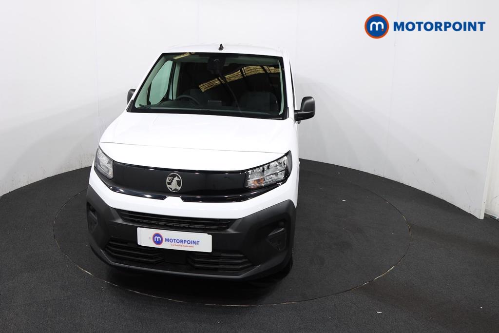 Vauxhall Combo Cargo Prime Manual Diesel Crew Bus - Stock Number (1567012) - Front bumper