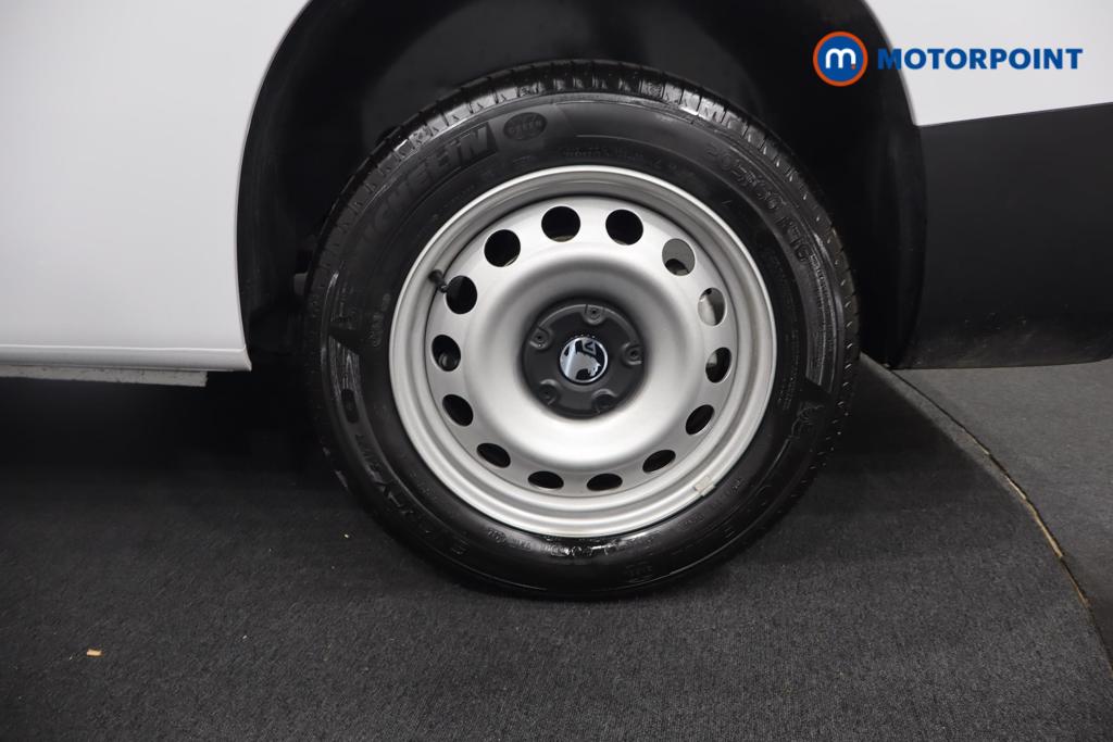 Vauxhall Combo Cargo Prime Manual Diesel Crew Bus - Stock Number (1567012) - 35th supplementary image