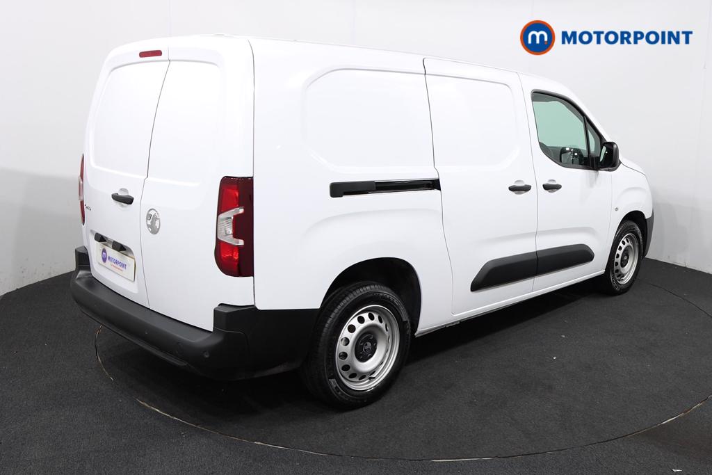 Vauxhall Combo Cargo Prime Manual Diesel Crew Bus - Stock Number (1567012) - Drivers side rear corner