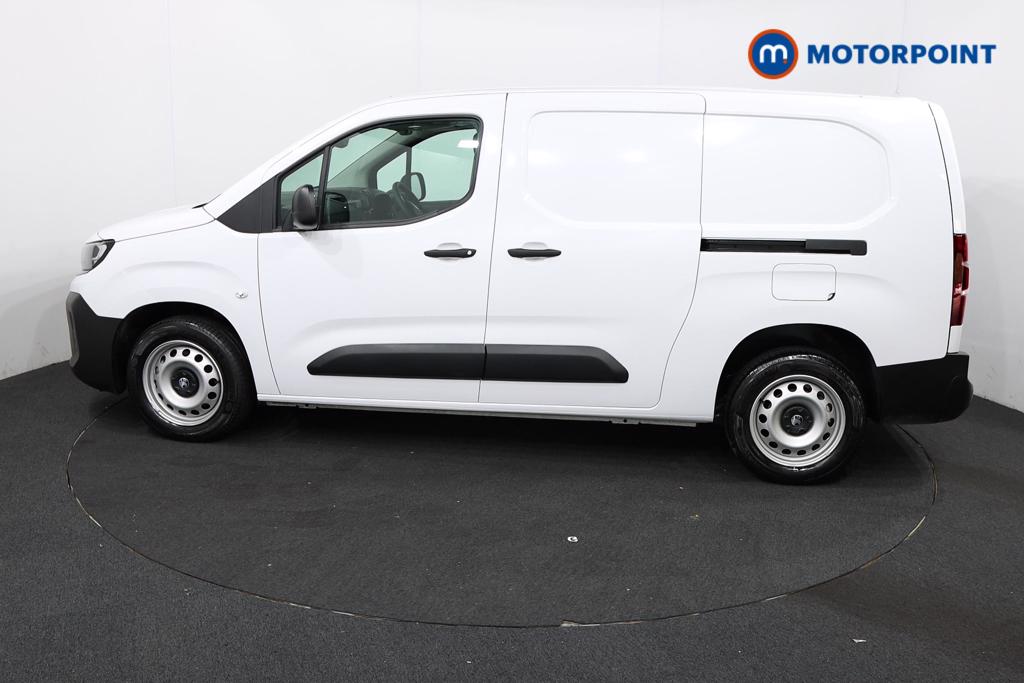 Vauxhall Combo Cargo Prime Manual Diesel Crew Bus - Stock Number (1567012) - Passenger side
