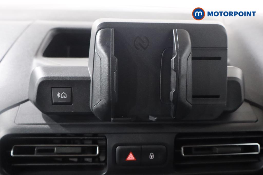 Vauxhall Combo Cargo Prime Manual Diesel Crew Bus - Stock Number (1567030) - 2nd supplementary image