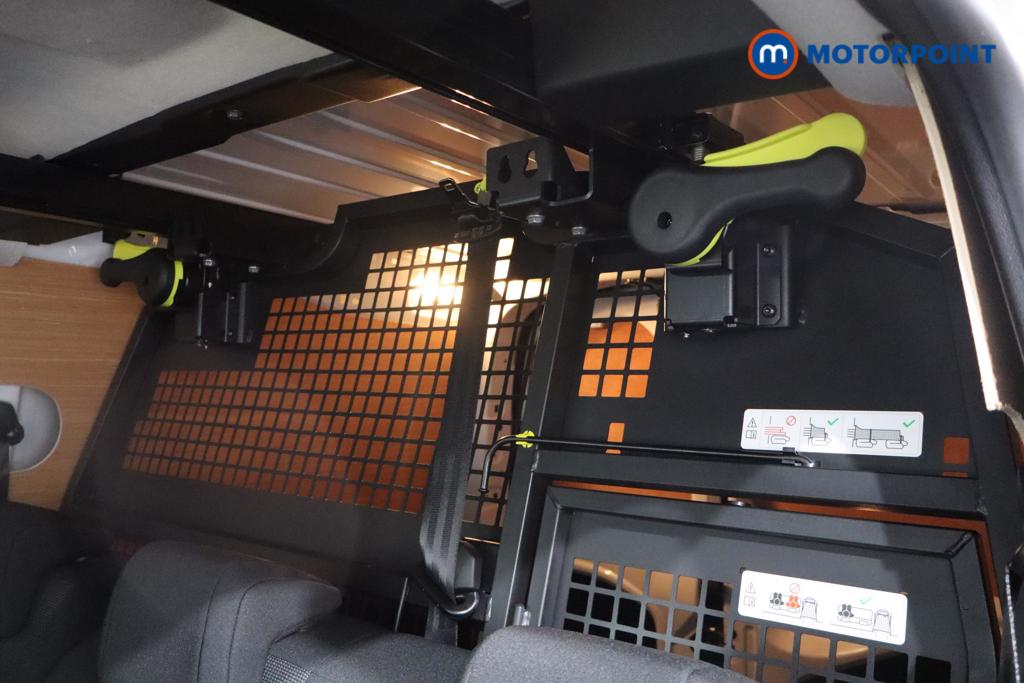 Vauxhall Combo Cargo Prime Manual Diesel Crew Bus - Stock Number (1567030) - 19th supplementary image