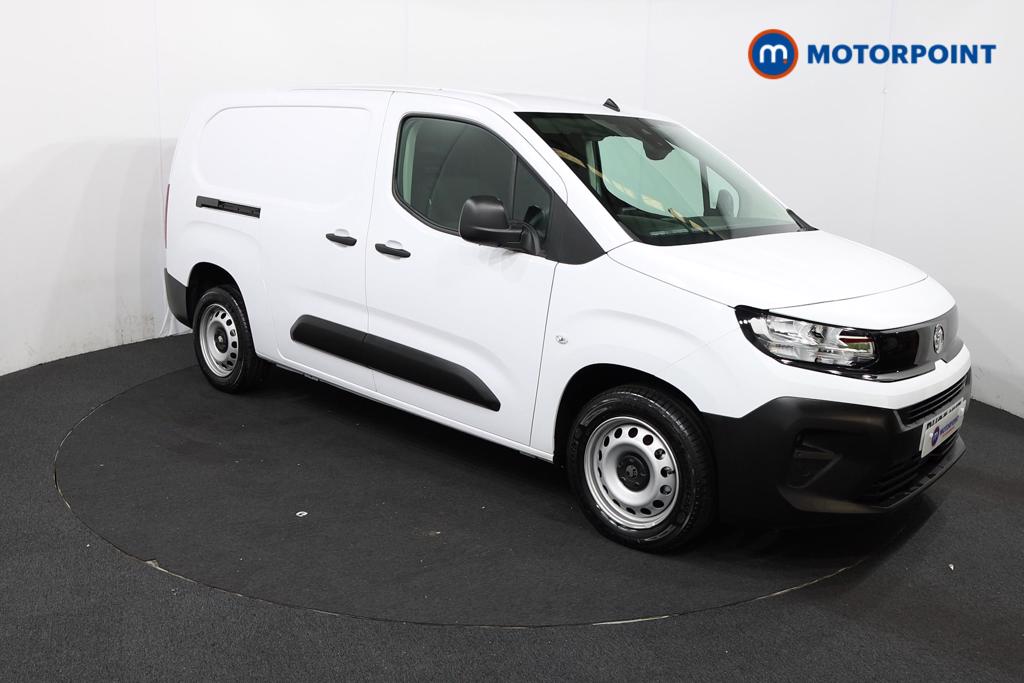 Vauxhall Combo Cargo Prime Manual Diesel Crew Bus - Stock Number (1567030) - Drivers side front corner