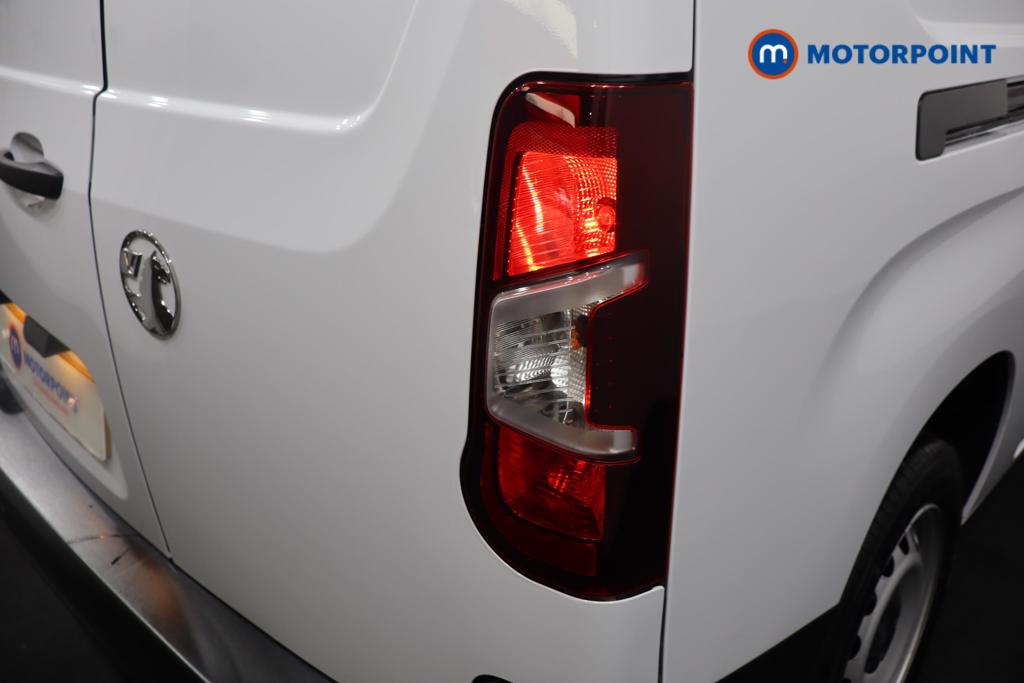 Vauxhall Combo Cargo Prime Manual Diesel Crew Bus - Stock Number (1567030) - 32nd supplementary image