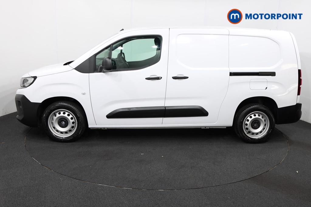 Vauxhall Combo Cargo Prime Manual Diesel Crew Bus - Stock Number (1567030) - Passenger side