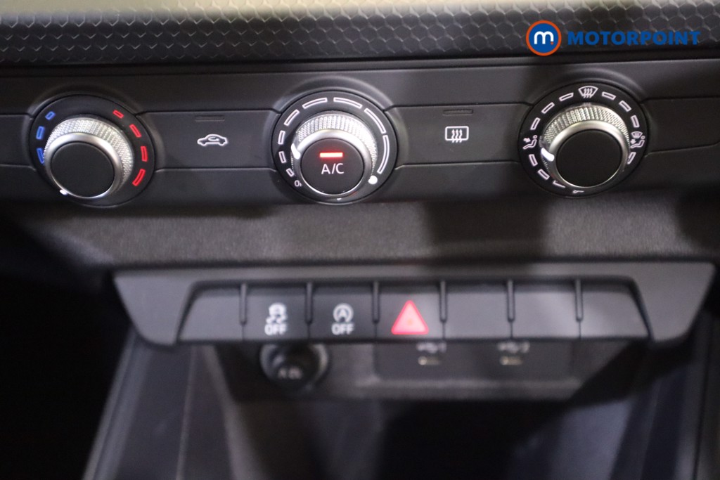 Audi A1 Technik Manual Petrol Hatchback - Stock Number (1567093) - 21st supplementary image