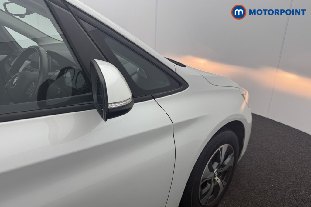 BMW 2 Series SE Manual Petrol Estate - Stock Number (1567136) - 14th supplementary image