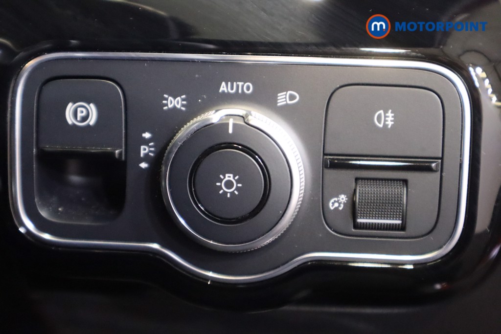 Mercedes-Benz A Class Amg Line Automatic Petrol Plug-In Hybrid Hatchback - Stock Number (1567155) - 18th supplementary image