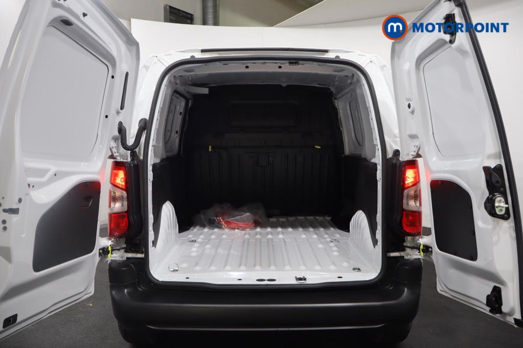 Vauxhall Combo Cargo Prime Automatic Electric Panel Van - Stock Number (1567181) - 18th supplementary image