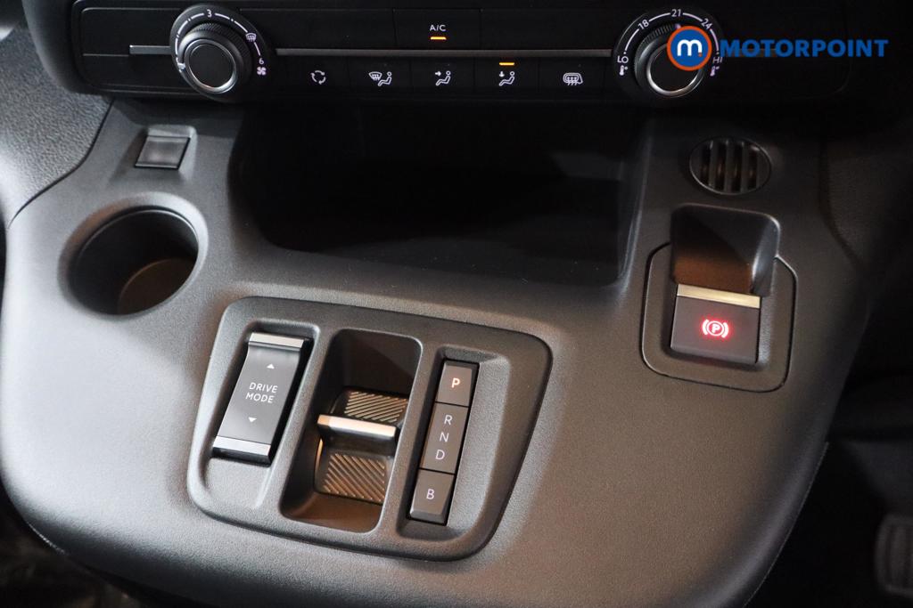 Vauxhall Combo Cargo Prime Automatic Electric Panel Van - Stock Number (1567297) - 4th supplementary image