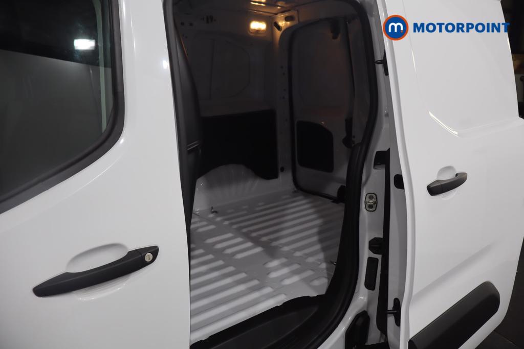 Vauxhall Combo Cargo Prime Automatic Electric Panel Van - Stock Number (1567297) - 15th supplementary image