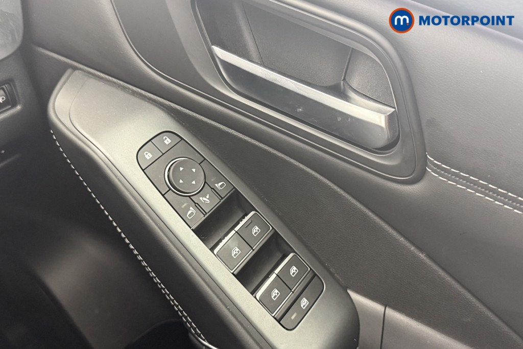 Nissan Qashqai N-Connecta Automatic Petrol SUV - Stock Number (1567428) - 10th supplementary image