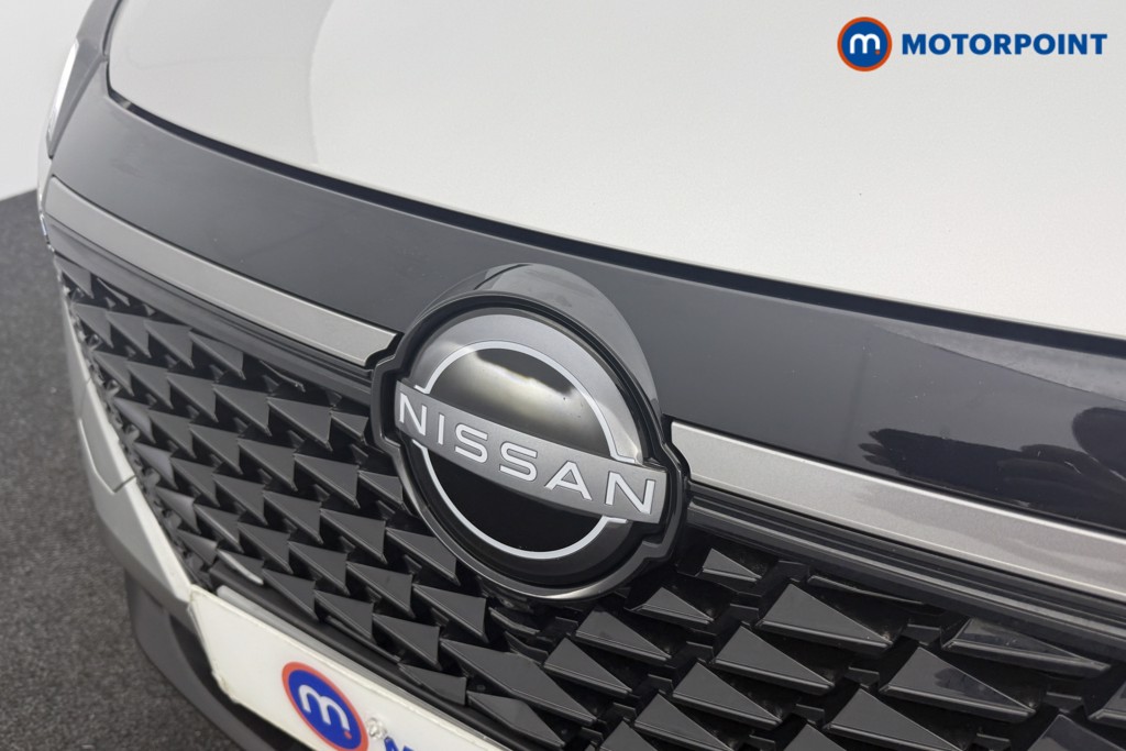 Nissan Qashqai N-Connecta Automatic Petrol SUV - Stock Number (1567428) - 15th supplementary image