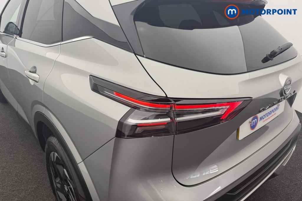 Nissan Qashqai N-Connecta Automatic Petrol SUV - Stock Number (1567428) - 20th supplementary image